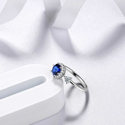 Pietra portafortuna rotonda Anello con zaffiro di settembre Gioielli da donna per ragazze Regalo di compleanno Argento sterling Pietra portafortuna rotonda Anello con zaffiro di settembre Gioielli da donna per ragazze Regalo di compleanno Argento sterling