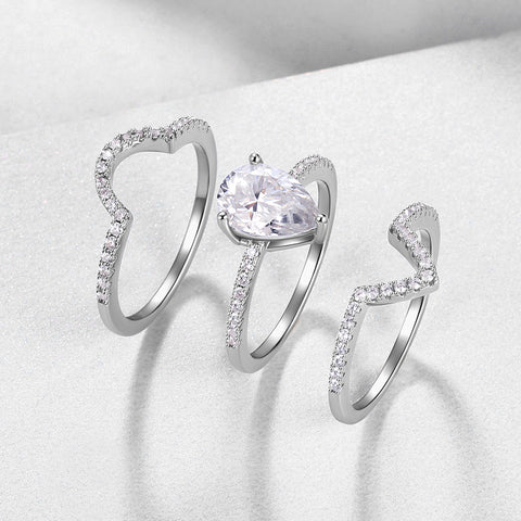 Set di anelli di fidanzamento con moissanite da 2 carati | Anelli nuziali da donna in oro bianco 18 carati su argento | Taglia 6-9