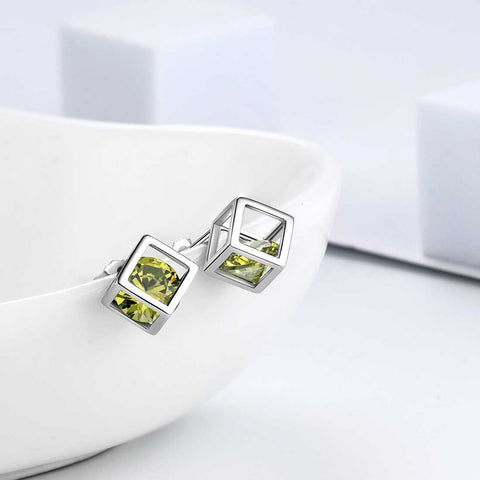 Cubo 3D Birthstone Agosto Peridoto Orecchini Stud Donne Ragazze Gioielli Regalo di compleanno Argento sterling