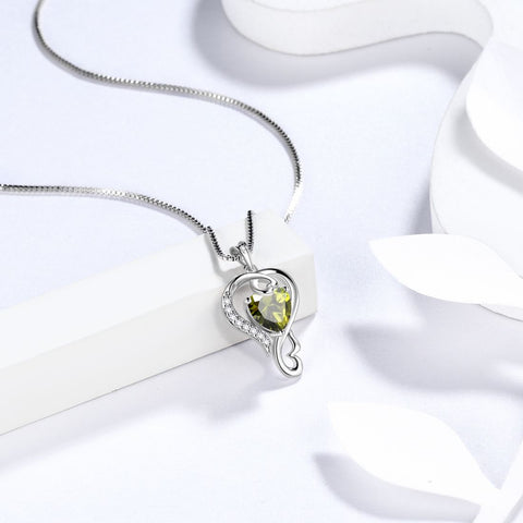 Love Heart Birthstone Agosto Collana con peridoto Ciondolo Donna Ragazza Gioielli Regalo di compleanno