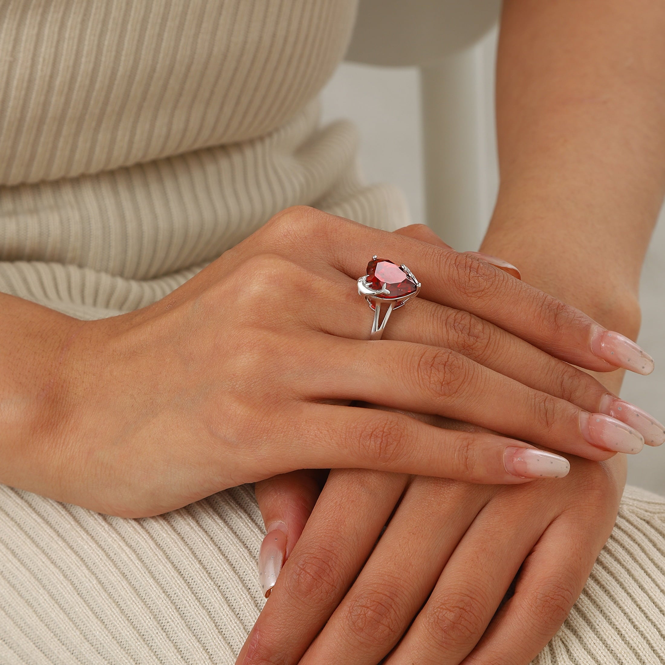 9Ct Women Heart Ring 925 Sterling Silver Dolphin January Birthstone Red Garnet Solitaire Ring Jewelry Mother Birthday Valentine's Day Gift - Aurora Tears