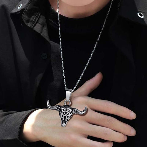 Collana da uomo toro vampiro, ciondolo testa di toro toro, gioielli in acciaio inossidabile