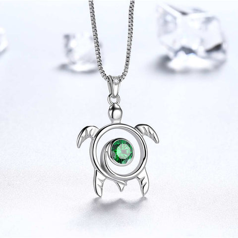 Tartaruga Birthstone May Collana con smeraldi Ciondolo Gioielli da donna per ragazze Regalo di compleanno