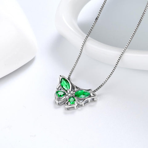 Schmetterling-Anhänger-Halskette, Geburtsstein, Mai-Smaragd, Damen- und Mädchen-Schmuck, Geburtstagsgeschenk